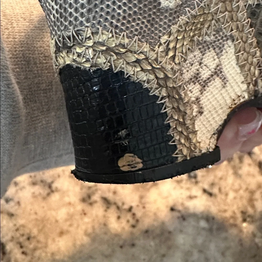 Martinique Black and Tan Wedge Sandals - Picture 9 of 13